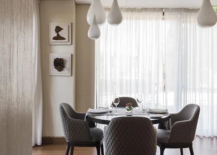 Hotel Bellevue On The 5*