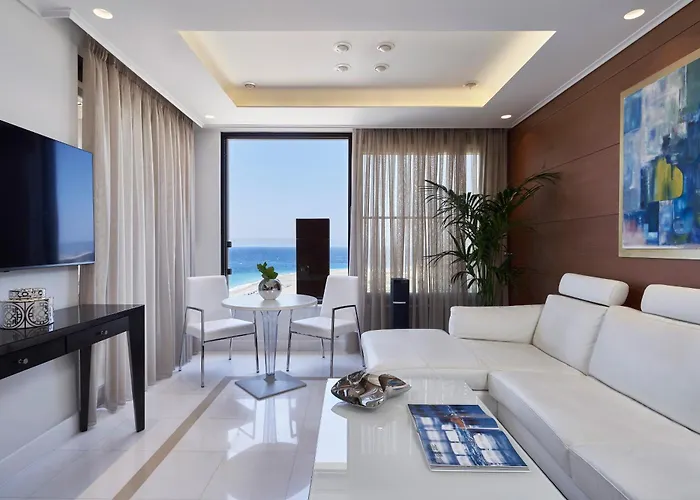 Bellevue On The 5*